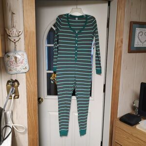 New Old Navy Green Striped One Piece Thermal Pajamas Size Women's Small